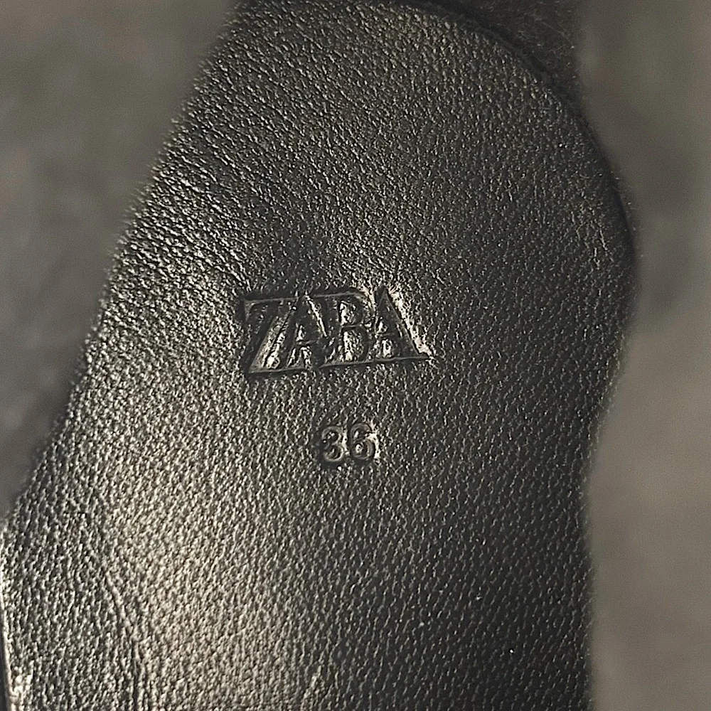 ZARA Black Leather Pointy Toe Western-Style Ankle Bootie--6 - Picture 10 of 15